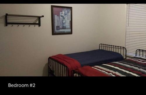 Guest house 3 Miles To Downtown *